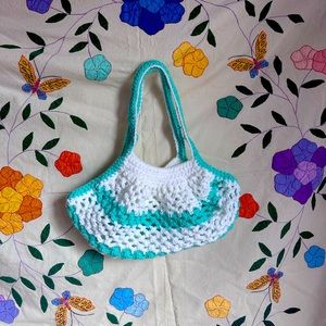 reusable crochet bag, farmers market, beach day